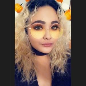 Meet your Posher, Kimberly